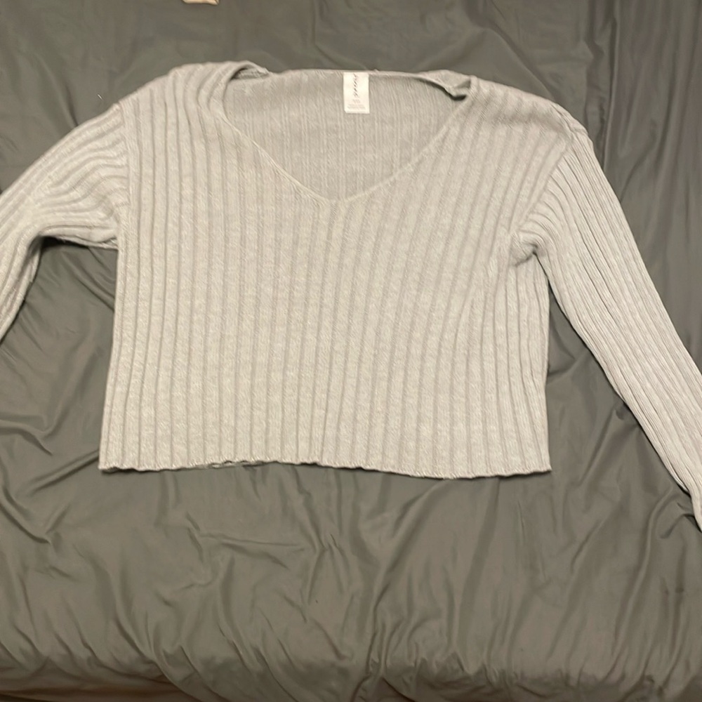 gray Abound sweater